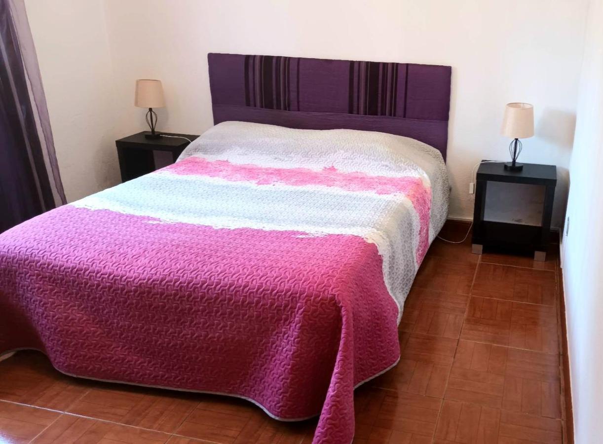 Casa Da Costureira Guest House Olival ภายนอก รูปภาพ